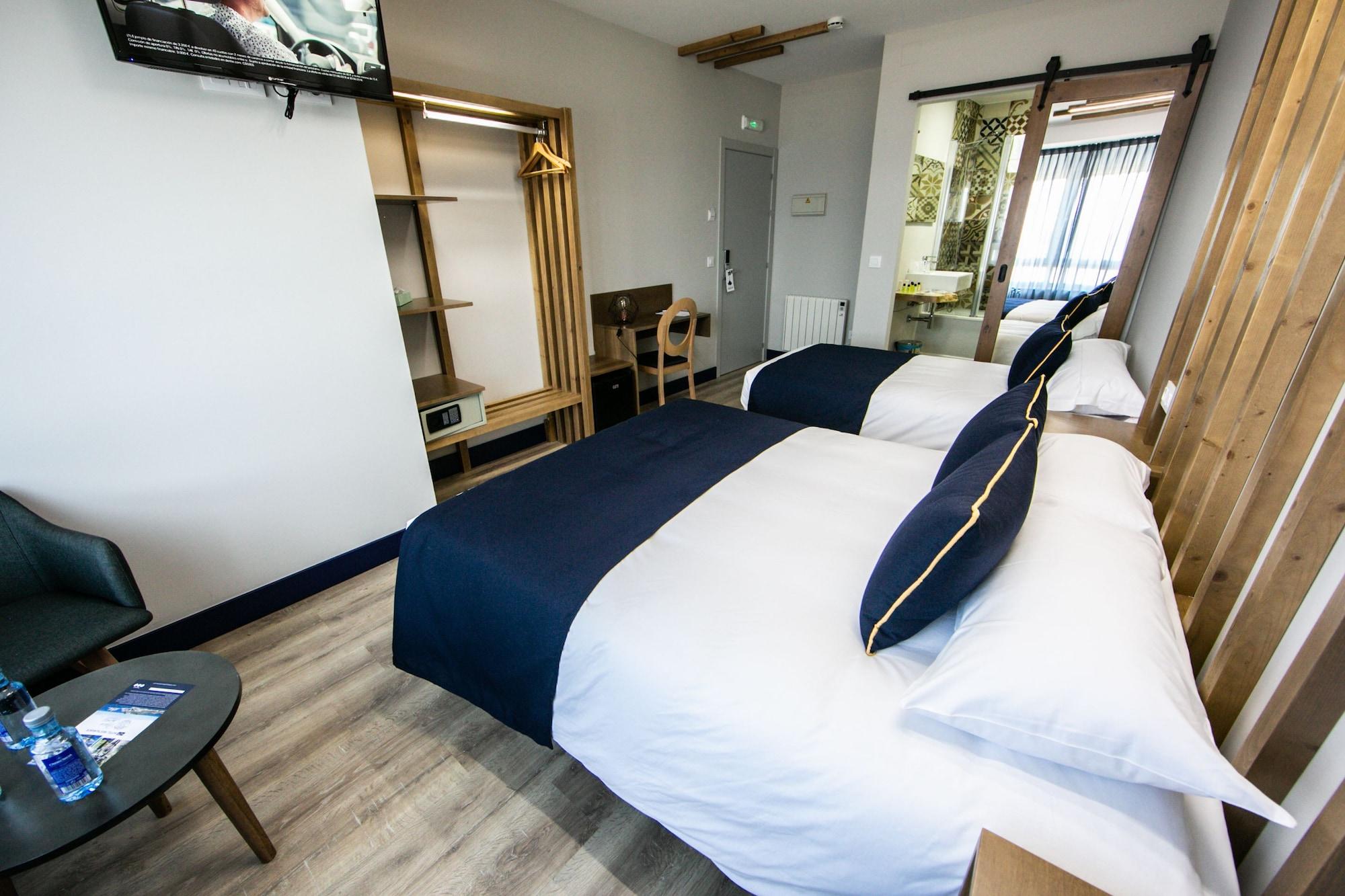 Playa De Hotel 3*